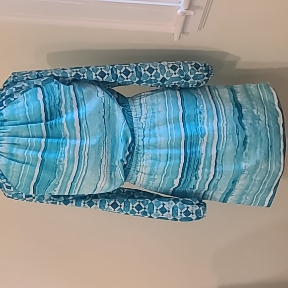 Dress - Picture 4 of 5